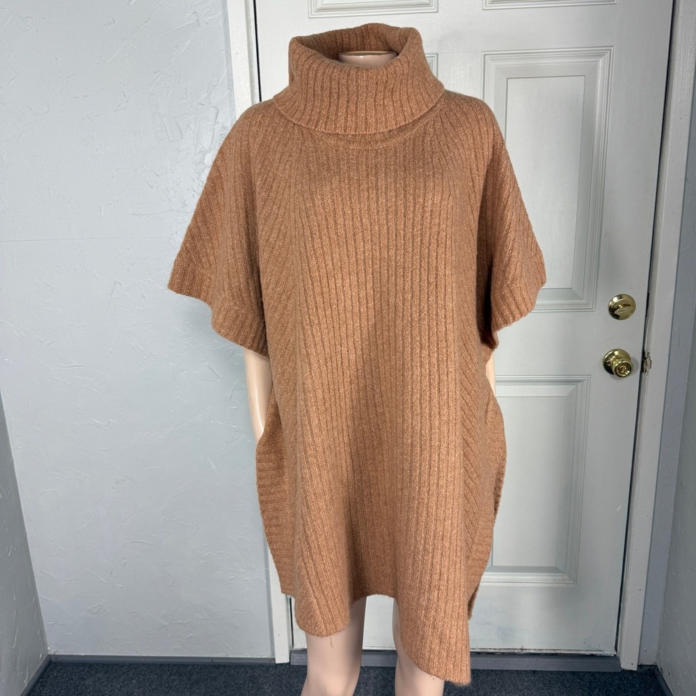 NEW Nordstrom Sweater Women's One Size Wool Cashmere Long Turtleneck Shawl B3-24